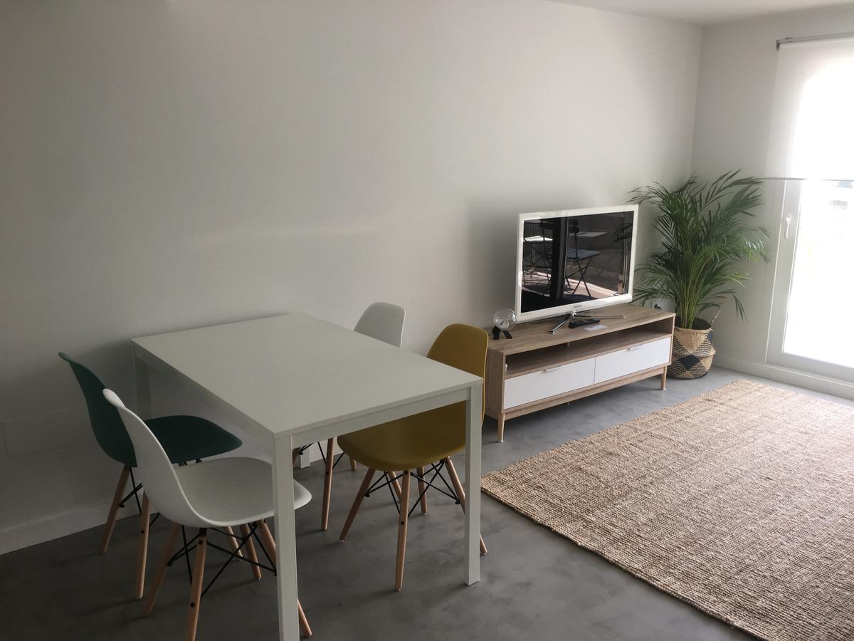 Ferienwohnung Lm House Raxo Exterior foto